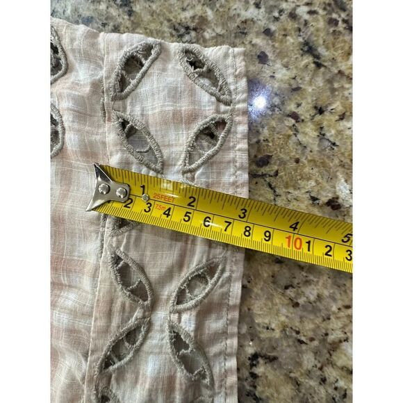 Free People We The Free Embroidered Laser Cutout Boxy Boho Crop Top Size Small - Picture 13 of 15